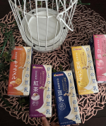 ひとつ上の豆乳シリーズ豆乳が苦手な方にも試してほしい調整豆乳でも飲まないうちの子がキャラメルを飲んで美味しいと言ってくれたよ💕成分無調整豆乳、紅茶、キャラメル、白桃、完熟バナナの5種類🤤…のInstagram画像