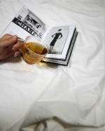 Tea time🫖寒くなってあったかい飲み物が恋しい季節🤎🤎ルイボスティーの中でも、オーガニック認証を取得した最高級グレードの茶葉を100％使用した『生葉（ナマハ）ルイボス…のInstagram画像