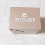 SELF-LOVE オールインワン ラメラ マッサージジェル♥️ セルフエステの提唱者、出口アヤさんが開発したマッサージジェル😌💕肌に近い構造のジェルなので、馴染みやすい😍マッ…のInstagram画像