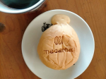 【八天堂】さんのお楽しみレギュラーボックス🎁💕可愛いコラボくりーむパン♡八天堂さん×macaroniさんの黒蜜きなこ🤤東京渋谷のmacaroni cafe限定で店頭販売され…のInstagram画像