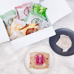 ⁡八天堂「お楽しみBOX」を頂きました🎁⁡雪どけリッチ製法で究極のとろけ食感に拘った商品の詰め合わせになっています💗⁡定番のくりーむパン3種が必ず入っていて、他はセレクトされて…のInstagram画像