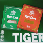 TIGAR様のオーガニックルイボスティー❤️💚紅茶のように発酵させた、「プレミアム・ルイボスティー」＆緑茶のようにあえて発酵を止めた、「生葉（ナマハ）ルイボスティー」…のInstagram画像