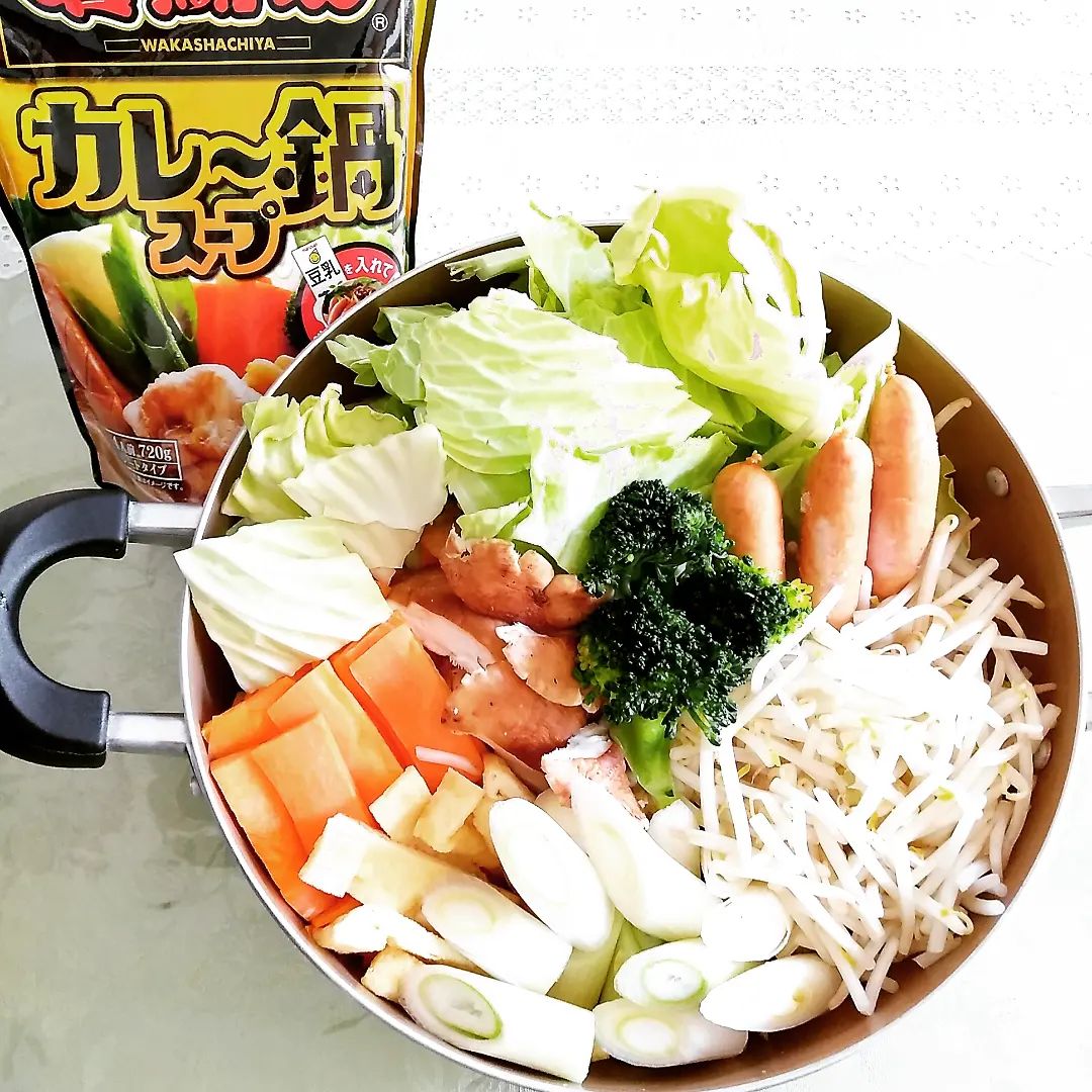 口コミ投稿：若鯱家監修カレー鍋スープを使って、カレー鍋💕とてもスパイシーで、ちょっと辛口！本…
