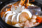 豪華海鮮鍋、食しました❤️最後まで美味しかった^_^ これはもらったら嬉しいやつです😆https://amzn.to/3rKUgwO(ストーリーにもアップ中・おすすめグッズ）#たら…のInstagram画像