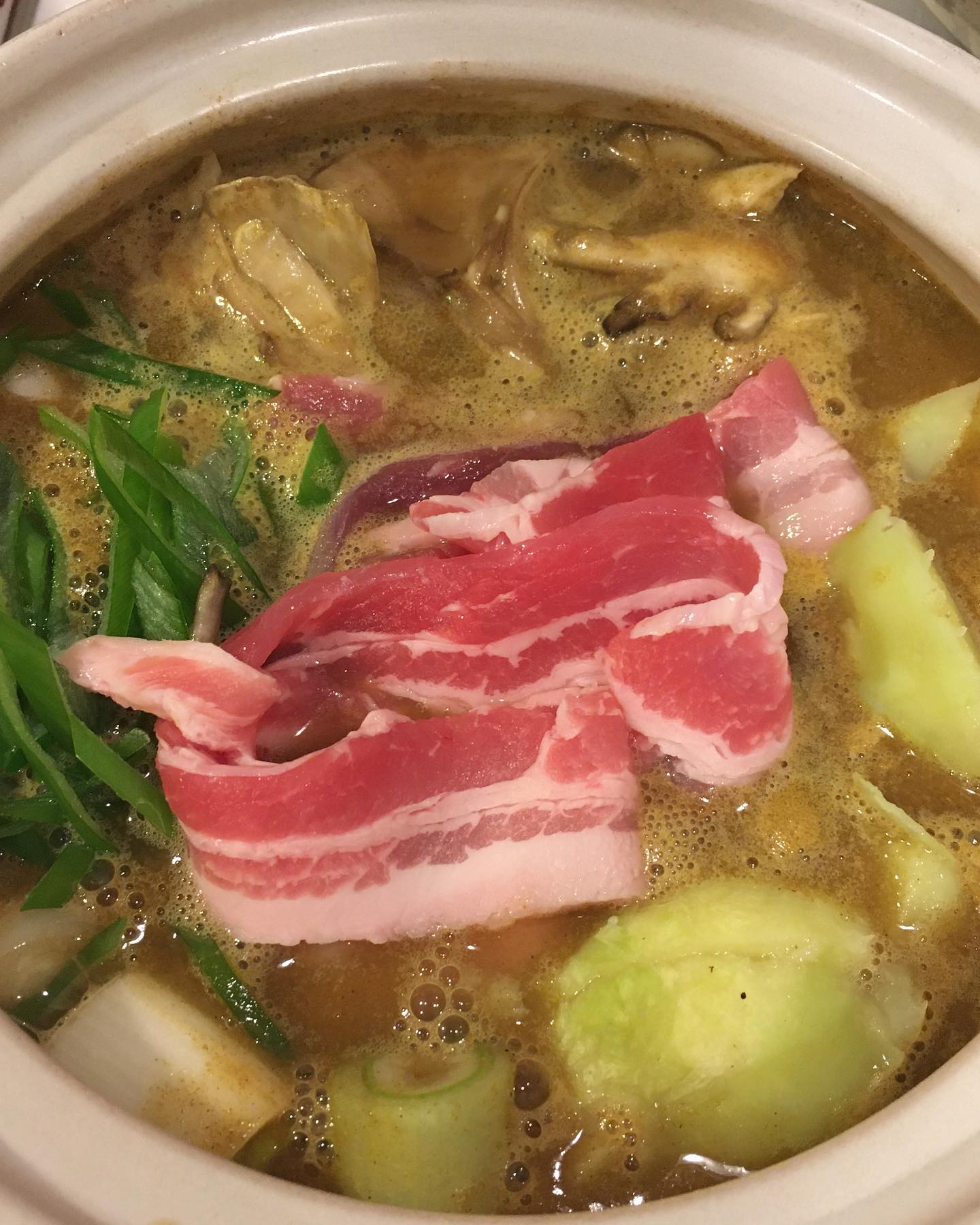 口コミ投稿：「若鯱家監修 カレー鍋スープ 」と 「火の国華れ監修 豆乳鍋スープ 」お試ししました…