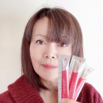 12年連続売上日本一のコラーゲンゼリー【うるおい宣言  ゆず味】内から美肌を作るコラーゲンゼリー🧡コラーゲンって年齢と共に減少するのでいつまでも若々しくハリのあるお肌でいたいので毎日食べて…のInstagram画像