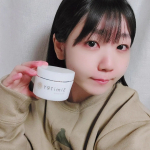 @simitry_official 様の 薬用美白オールインワンジェル SimiTRY🤍これひとつで9役のオールインワンジェル🤍美白有効成分ハイドロキノン誘導体や独自成分の美白ポリフェ…のInstagram画像