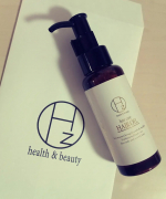 《Hz ストレートリペアヘアオイル》をお試しさせていただいてます税込 4,400円普段から髪の毛を乾かす前にはオイルを使っていますこちらはHzストレートリペアシリーズから、…のInstagram画像