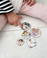 u0040minnano_badgeさま"みんなのバッジ" というアプリを使って初めて缶バッジを作ってみたよ💝娘の2年8ヶ月分の写真を見返してどれにしようか悩みに悩んでお気に入りが多すぎる…のInstagram画像
