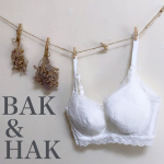 𖧷 BAK & HAK 𖧷・・・今回はBAK&HAKのバックブラスリムに挑戦しました☺︎♡普段、ブラをしていても背中や脇のハミ肉やバストのながれが気になる方にオススメのブラ…のInstagram画像