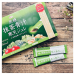 ☘︎KOWA黒糖抹茶青汁寒天ジュレ⁡スティックゼリータイプの青汁サプリ🌟⁡黒糖抹茶青汁寒天ジュレは、クマイザサ粉末をたっぷり配合されているのが、こだわりなのだそうです。⁡…のInstagram画像