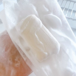 ラブコスメ　ジャムウ・ハーバルソープ⁡独自のジャムウ調合で日本人の女性の肌質に合わせて優しく手作り。⁡⁡✔️ヤシ油肌、皮膚の乾燥を防ぎます。⁡✔️カミツレ油肌荒…のInstagram画像