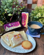 chima_renren*アマンド娘とマルサン「ひとつ上の豆乳 豆乳飲料 紅茶」でブレイクタイム♪差し入れでいただいたちびまる子ちゃんのパッケージがかわいいアマンド娘🌸清水市で50年以上も…のInstagram画像