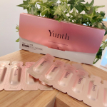・・使用期限30秒の生ビタミンC！Yunthものすごく人気らしくて少し遅れたけど、その分楽しみが増えるという…とろっと濃密な一滴で集中的にケア気になる美白とシミ…のInstagram画像