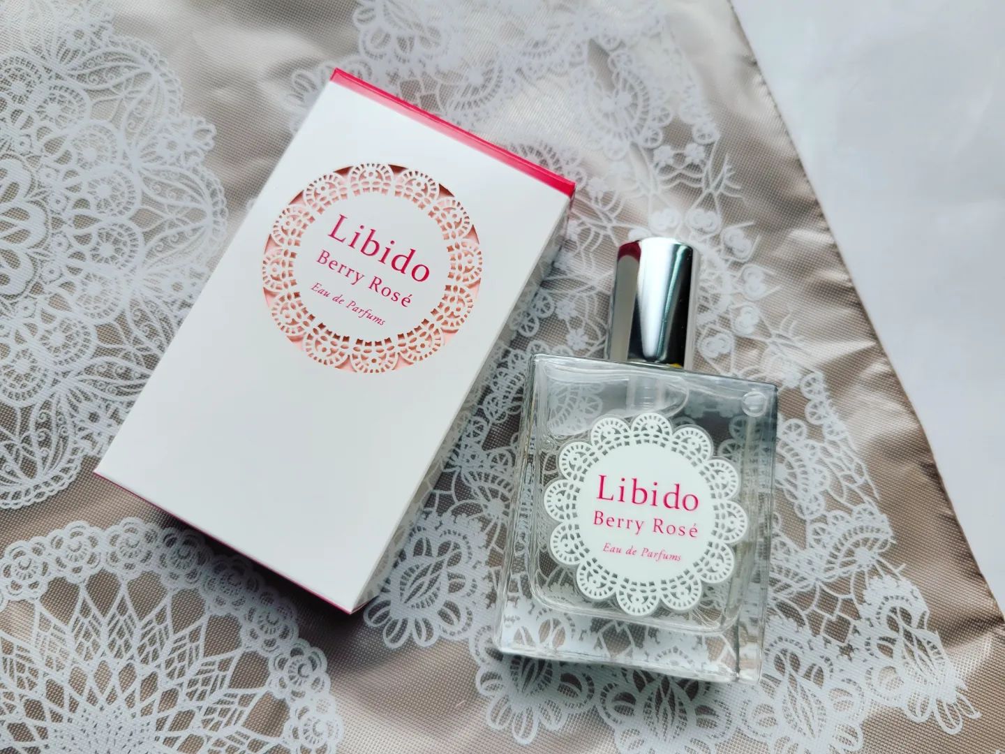口コミ投稿：.⁡⁡.⁡⁡短い時間で香りの変化を楽しめる⁡⁡ベッド専用香水⁡⁡「リビドー ベリーロゼ」👦🏻…
