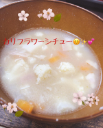 #野菜をMOTTO #野菜をもっと #母の日 #モンマルシェ #スープ #monipla #monmarche_fanカリフラワーでシチューしてみたよ😊✨のInstagram画像