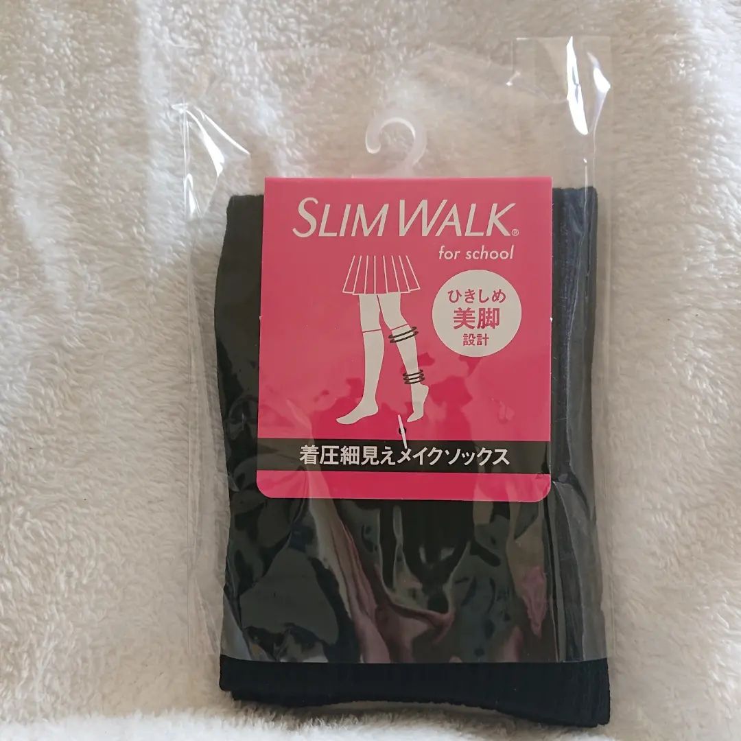 口コミ投稿：スリムウォーク for school 着圧細見えメイクソックス ブラック🌿むくむ足が気になっ…