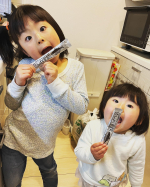 春休みおばあちゃんのお家に遊びにきたよ！！次女ちゃんとたんぱく宣言を入れて、かぼちゃの煮付けを作ってあげました♡たんぱく宣言を回し入れサクッと混ぜて馴染ませたら、あとはしょうゆ・酒・みりん…のInstagram画像