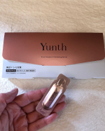 Yunth 生ビタミンC美白美容液の紹介です※美白とはメラニンの生成を抑え、シミ、そばかすを防ぐ事使用期限30秒の生ビタミンCを1包ごとに閉じ込めるというおもしろい美容液です使…のInstagram画像