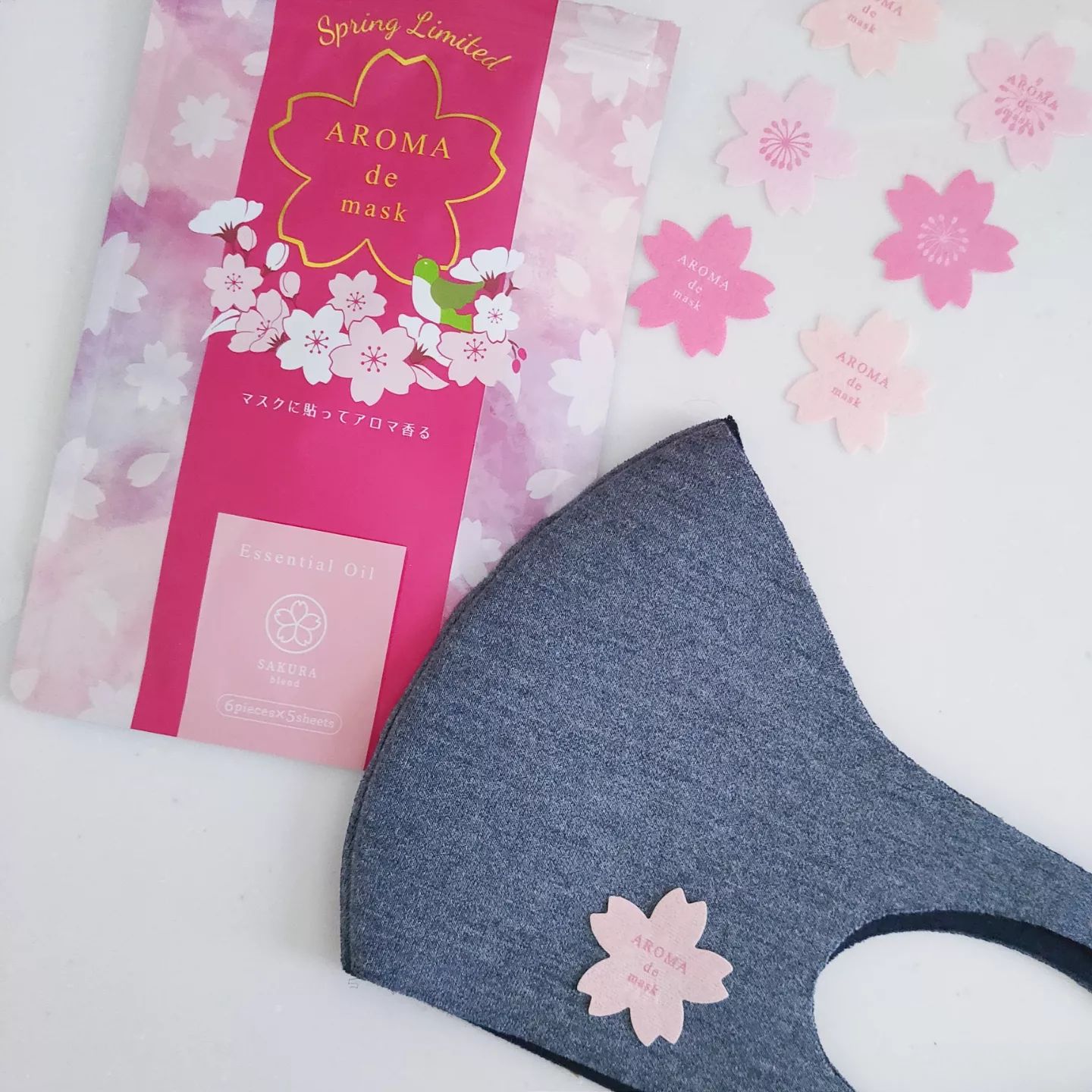 口コミ投稿：「アロマdeマスク桜限定デザイン」..数量限定の桜柄をしたデザインの、マスクに貼れ…