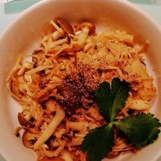 口コミ投稿：キノコとツナ缶の和風バター醤油炒めにタンパク質ダシをいれてみました。とっても奥…