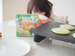 🥛𝗞𝗼𝗱𝗼𝗺𝗼 𝗙𝗿𝘂𝗶𝘁 𝗔𝗼𝗷𝗶𝗿𝘂⠀✽愛飲している@sukusukunoppokun さんの【こどもフルーツ青汁】✧⠀⠀パンケーキに入れて青汁パンケーキ作ってみた…のInstagram画像