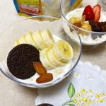 ☻☻☻☻☻☻☻☻☻☻セノビックアレンジ🍌.....セノビックバナナ味を使って#オーバーナイトオーツ ✨..オレオ×バナナと苺×ナッツ…のInstagram画像