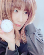 .金箔入りのスペシャルでオシャレなスキンケアアイテム発見( *˙˙*)✨ひとつで７役！時短スキンケア♥️①化粧水②美容液③乳液④クリーム⑤アイクリーム⑥パッ…のInstagram画像