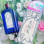 ロングセラーにはワケがある！130余年の歴史を持つ人気の化粧水「美顔水」初めて使ってみました。コットンに美顔水をたっぷり浸して拭き取るように使います。 顔はもちろんなんですが、オススメはデ…のInstagram画像