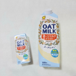 マルサンアイさんのオーツミルククラフト🥛“穀物さらさら製法”(特許製法)で作られたオーツミルクで香料、油は不使用のシンプルな原材料で出来ているんだそう✨サラッとしていて香ばしくやさしい甘さの…のInstagram画像