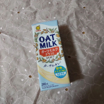 マルサン様　「オーツミルククラフト」をお試ししました。 オーツ麦を☆穀物さらさら製法（特許製法）☆で、やさしい甘さ・のど越しが良くクセのない柔らかな味わい・ミルキーホワイトな色合いのオ…のInstagram画像