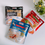 テーブルランド様より、2022年4月に発売された、レンジ対応の味付け粥を体験させていただきました💓✨.体験させていただいたのはこちらの3種類♩■レンジ対応　豚骨ラーメン風粥■レ…のInstagram画像
