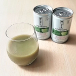 shirokumapmcサンスター「緑のサラナ」1缶で約100gの野菜を補える野菜ジュース。野菜不足なので約1か月続けてみました！野菜やりんごのピューレが入っていてスムージーっぽくて液…のInstagram画像