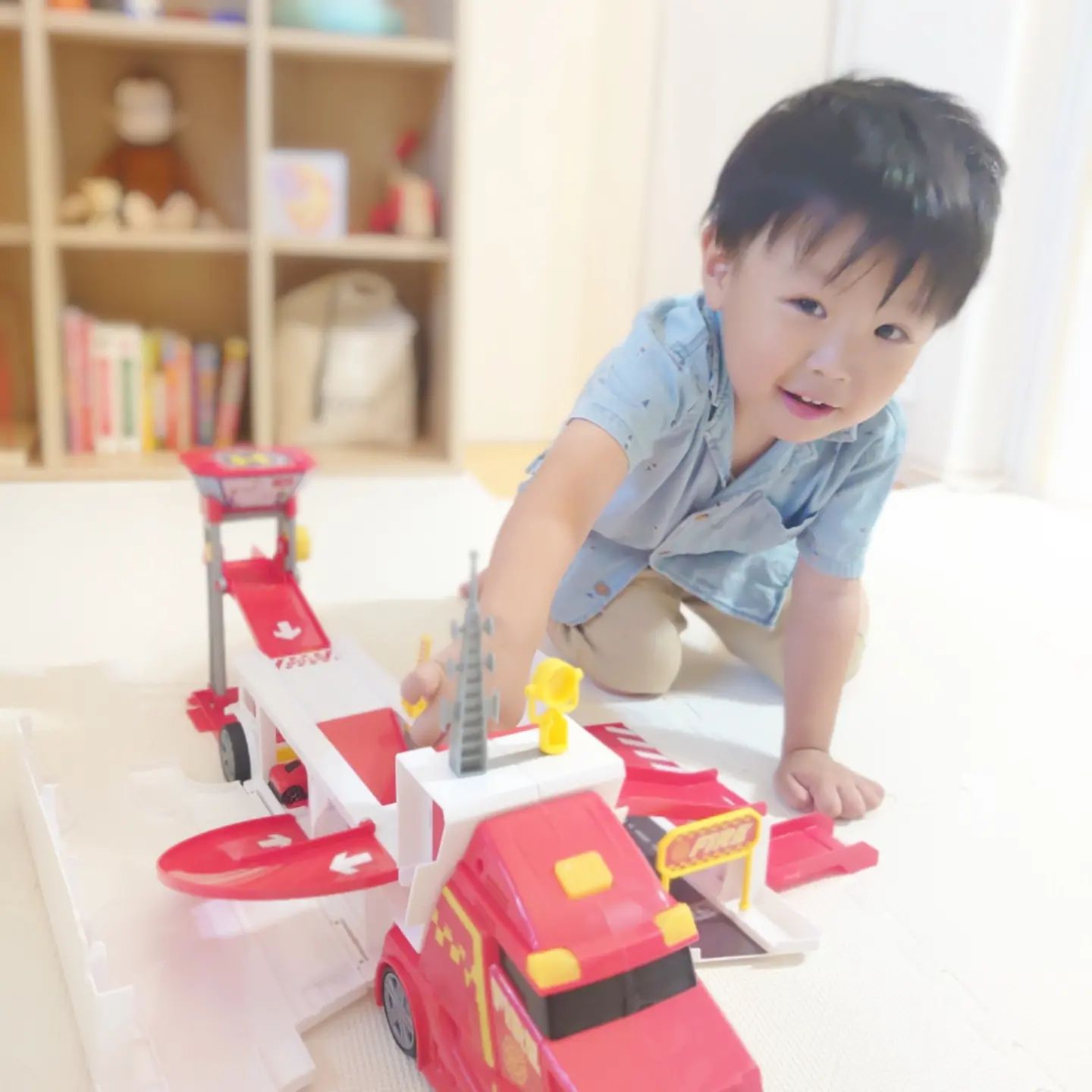 口コミ投稿：#車おもちゃ 𖠱𖠱꙳⁡⁡⁡@toysrus_jp さまの⁡オリジナルブランド⁡『 スピードシティ ファ…
