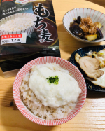 6月16日は麦とろの日と言うことで❗️もち麦ごはんにとろろをかけた麦とろご飯を食べました✨ぷちぷち食感が楽しくて美味しくて、あっという間になくなりました😄✨身体にも良いもち麦❗…のInstagram画像