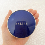 クッションコンパクト HARIAS🔵ナイアシンアミド🔵グリチルリチン酸ジカリウムを、W有効成分として配合している日本初のクッションファンデーション、クッションコンパクト HARIAS …のInstagram画像