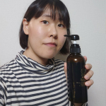 【Hz ストレートリペアシャンプー＆トリートメント】前回の投稿から毎日愛用しています！Hzではその空洞化に着目し、自宅でのケアで何とかそのうねりを解消できないかと開発さたヘアケア商品と…のInstagram画像