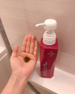 サプルプラス.最近使ってるエポラーシェさんのヘマチン配合無添加シャンプー🧴相変わらずいい感じ👍最近はヘアケア製品もなるべく成分にこだわっているものを選ぶようにしていて😌🌱…のInstagram画像