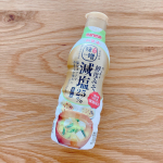 ☆・マルサンだし香る鮮度みそ　減塩あわせ410g美味しさキープ！鮮度ボトル使用のだし入り液状みそです😊鮮度みそあわせと比較して減塩２５％✨塩分カットで健康にも良いですね🙆‍♀️常温…のInstagram画像