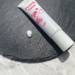 💖　　﹏﹏﹏﹏﹏﹏﹏﹏﹏﹏Peach faceピーチ・フェイス﹏﹏﹏﹏﹏﹏﹏﹏﹏﹏　　　すごく気になっていた＼　顔専用のウブ毛ケアジェルクリーム　／子どもにも使えると…のInstagram画像