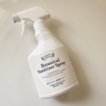 Botanical Sanitizer Spray 🌿🧼ここにきて🦠また感染拡大してて少しだけ気が緩んでた除菌への意識を取り戻す日々。今回頂いたSHE&YOU のボタニカル…のInstagram画像