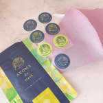 アロマのお勉強中にピッタリの嬉しい商品✨😷ベルガモットは大好きな香り❤️#アロマdeマスク #アロマデマスク #AROMAdemask #マスク生活を快適に #天然精油 #ベルガモット…のInstagram画像