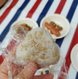 「BBQでもち麦おにぎりともち麦焼おにぎり」の画像（1枚目）