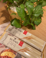 .SUNAOもっちりパスタ#PRもっちりパスタの3つの特徴…・ソースとよく絡む・もっちり食感・食物繊維がたっぷり一食分、糖質21.1g糖質60u0025オフボロネーゼにしてい…のInstagram画像