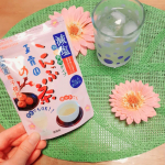 玉露園のこんぶ茶 　残暑をのりきる✨『減塩こんぶ茶』☺️塩分を30%カットでも、カルシウムやヨウ素などのミネラル分を豊富に含んでいるヘルシーなこんぶ茶💮減塩タイプなので塩分が気になる人に…のInstagram画像