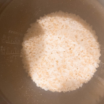 株式会社　玄米酵素モチモチで冷めても美味しい【北海道産・無農薬栽培玄米ハイ・ゲンキの故郷】を食べました！玄米はなんとなくかたくて独特の風味がしてちょっと食べづらいイメージでした…のInstagram画像