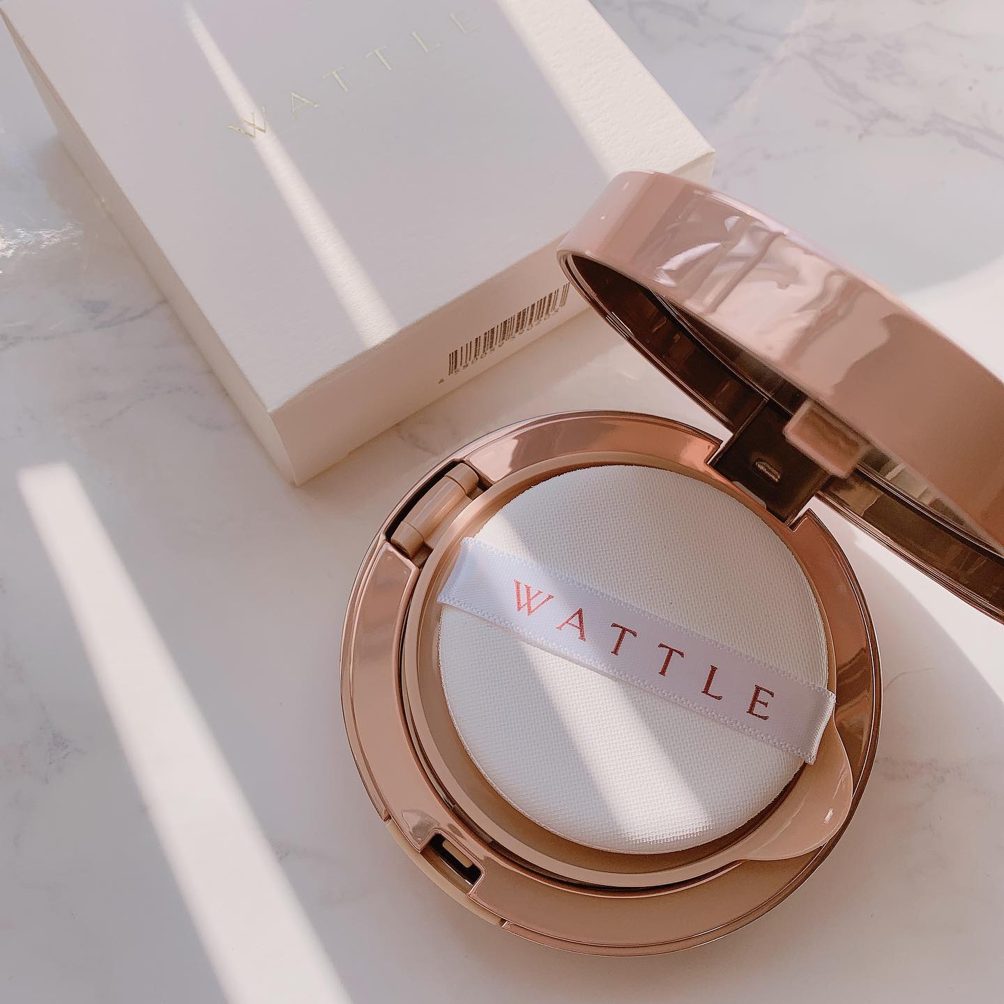 口コミ投稿：.忙しい朝のメイクに欠かせないWATTLEのクッションファンデ💄✨とにかくカバー力が凄く…