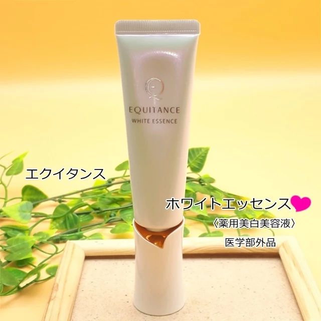 口コミ投稿：こんばんは。今回私の美白美容液というと、そうエクイタンス　ホワイトエッセンスの…