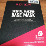 REVLONのスペシャルメイクアップベースマスクを使ってみました！！もう見た目から高級感満載🥺✨✨✨ひったひたのびったびたに美容液が入っています💓しっとりしすぎてほんとにびっくり、、お友だちの…のInstagram画像