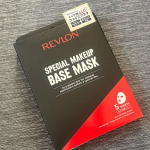 一日、くずれない肌*を叶える”ロングラスティング*処方”を採用した ベースメイクのためのオールインワンマスク REVLON SPECIAL MAKEUP BASE MASKをお試ししてみました。 …のInstagram画像